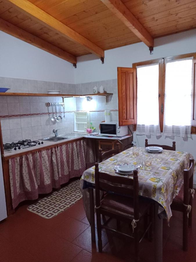 Casa Vacanza Ligustro Appartamento Il Toro SantʼAntìoco Exterior foto